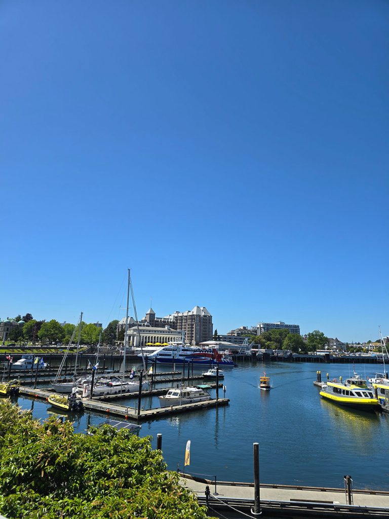 Inner Harbour Heslaa victoria tours